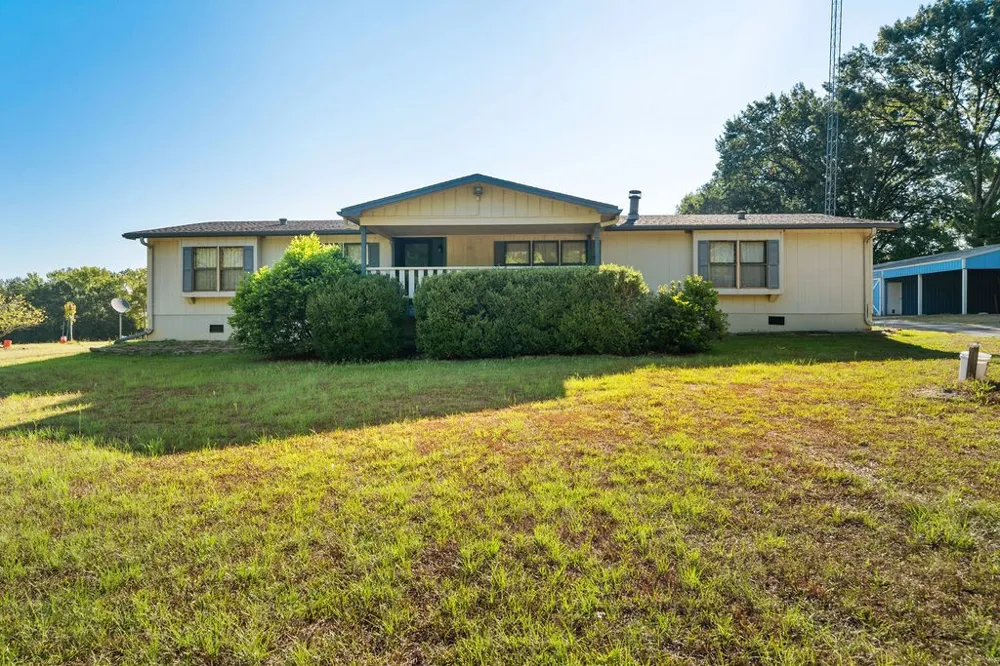662 County Road 2325 Mineola, TX 75773