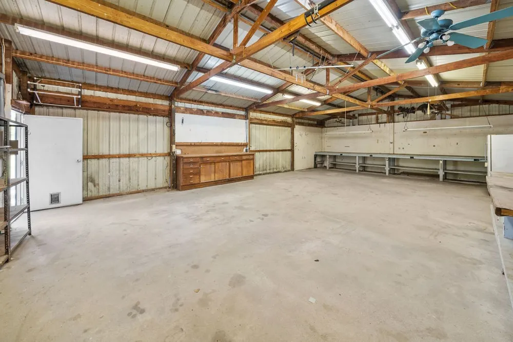 662 County Road 2325 Mineola, TX 75773