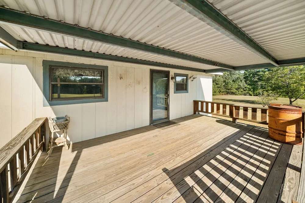 662 County Road 2325 Mineola, TX 75773