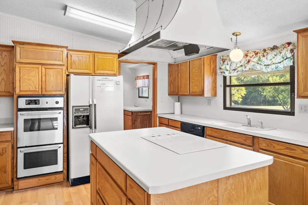 662 County Road 2325 Mineola, TX 75773