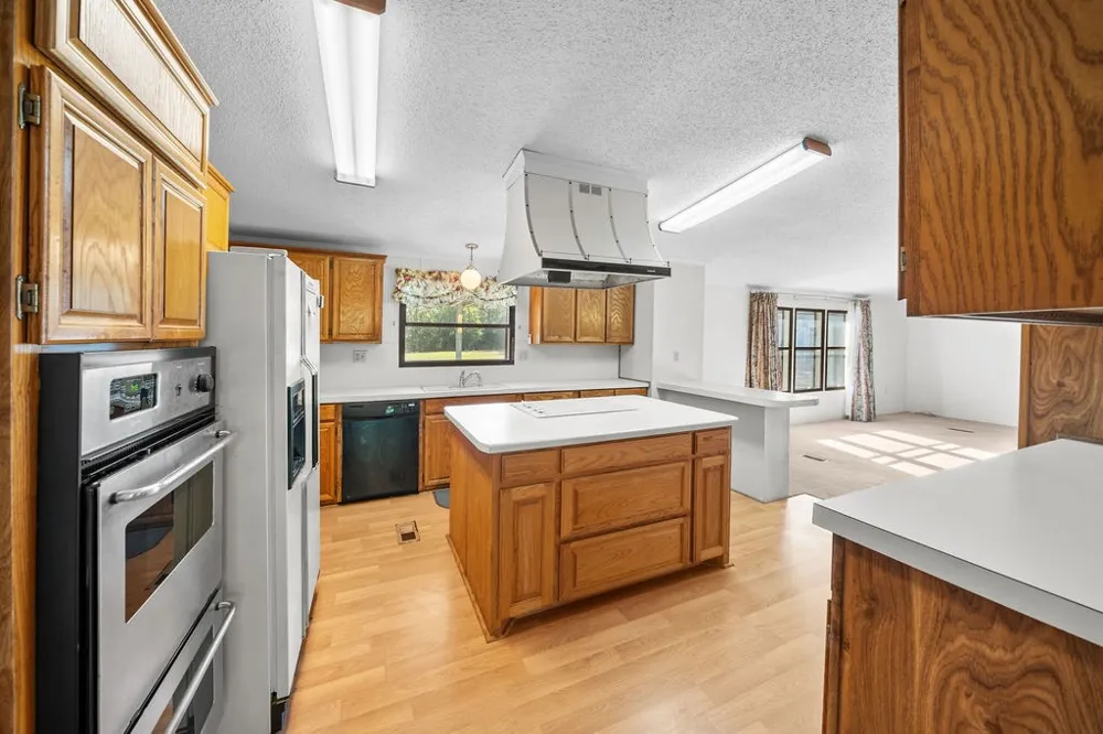662 County Road 2325 Mineola, TX 75773