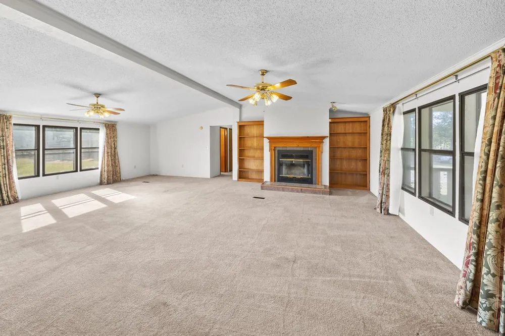 662 County Road 2325 Mineola, TX 75773