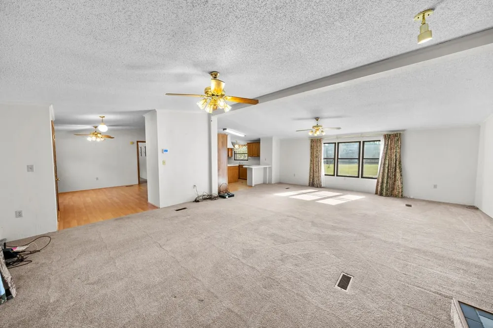 662 County Road 2325 Mineola, TX 75773