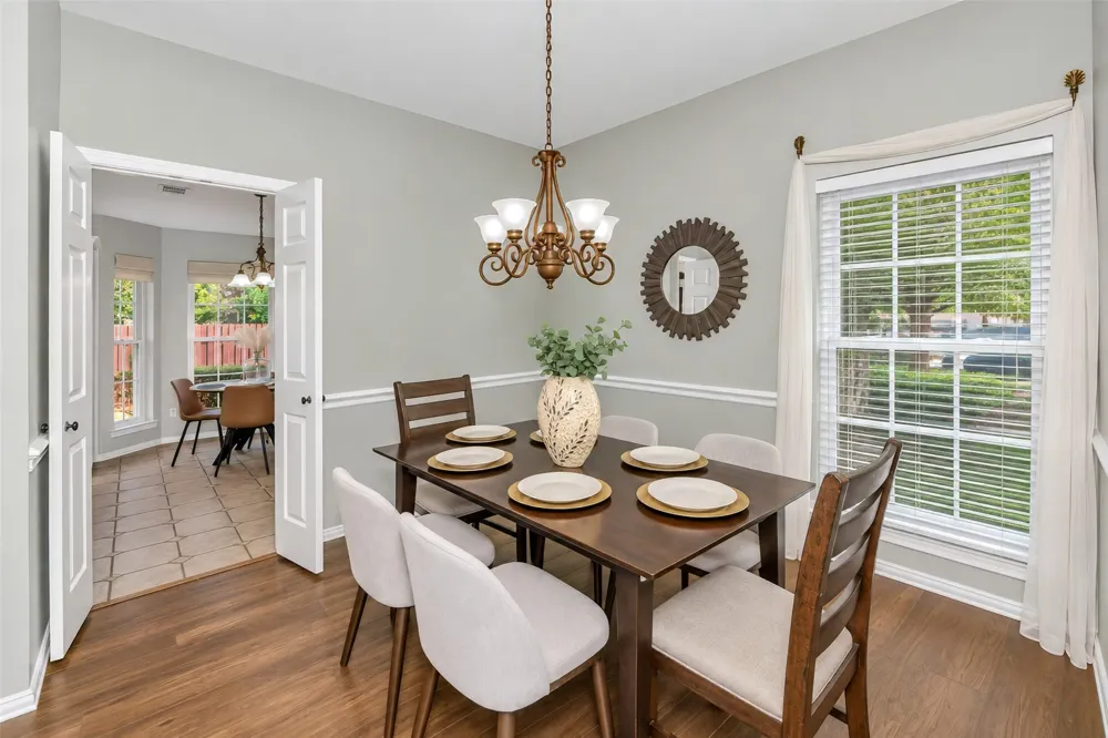 3121 Hazlewood Court Bedford, TX 76021