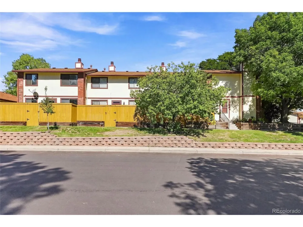 1957 W 102nd Avenue Thornton, CO 80260