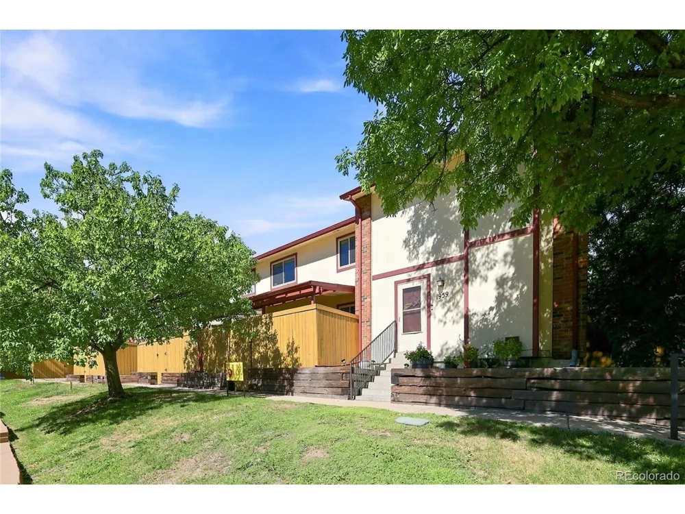 1957 W 102nd Avenue Thornton, CO 80260