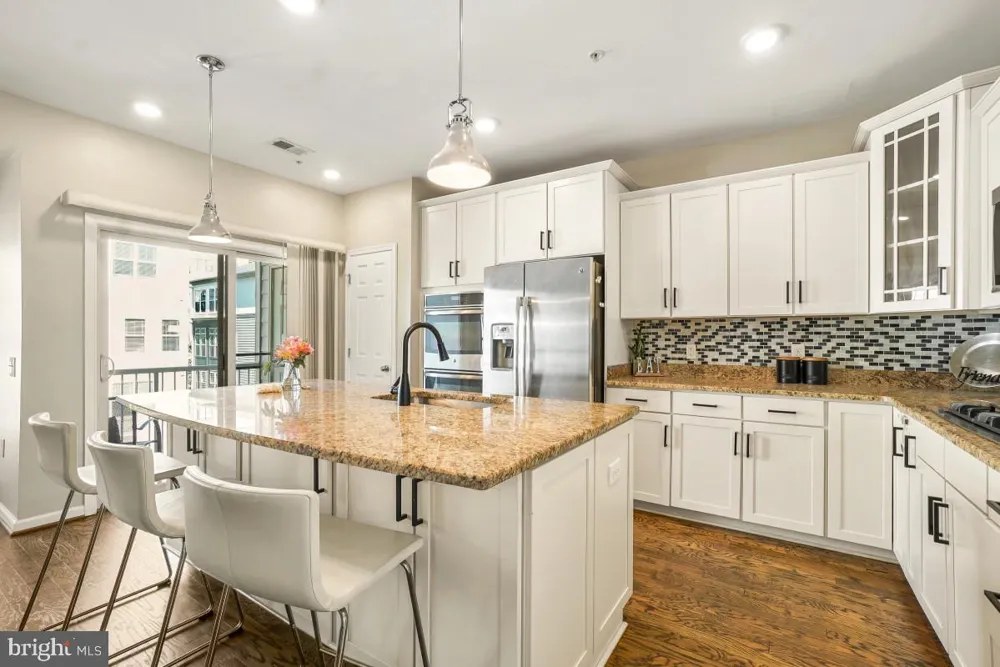 121 COPLEY CIRCLE #34B Gaithersburg, MD 20878