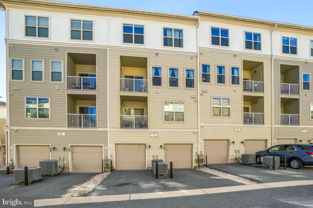 121 COPLEY CIRCLE #34B Gaithersburg, MD 20878