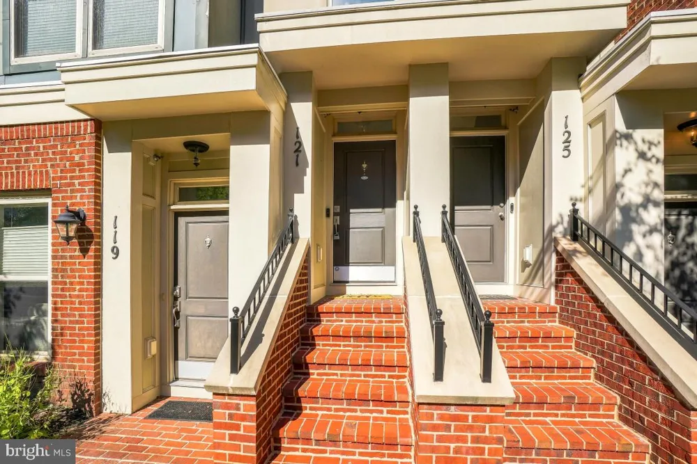 121 COPLEY CIRCLE #34B Gaithersburg, MD 20878