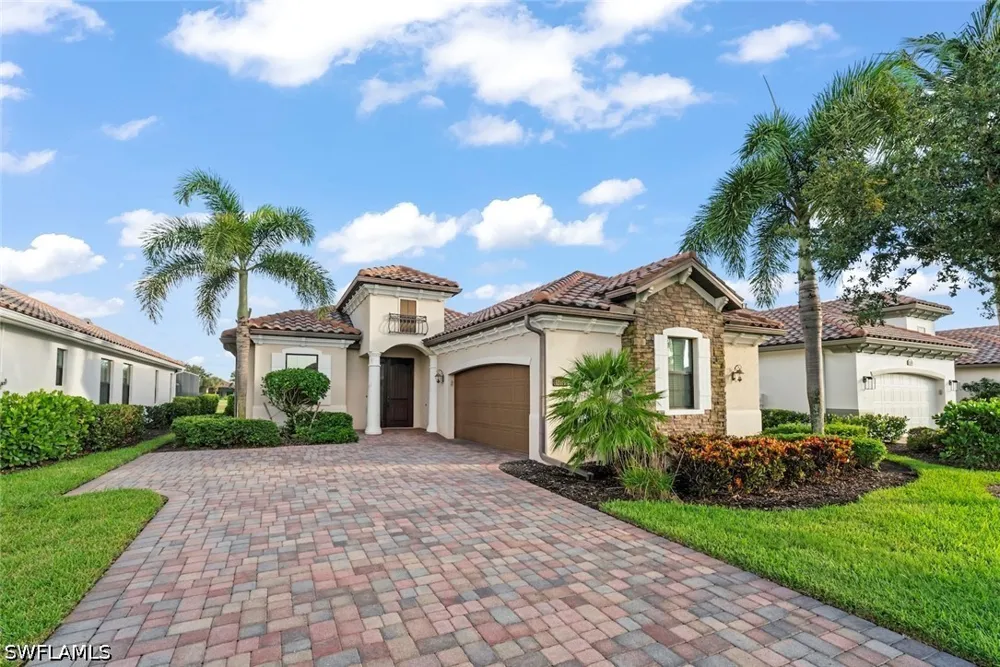 Fenhurst Way Naples, FL 34120