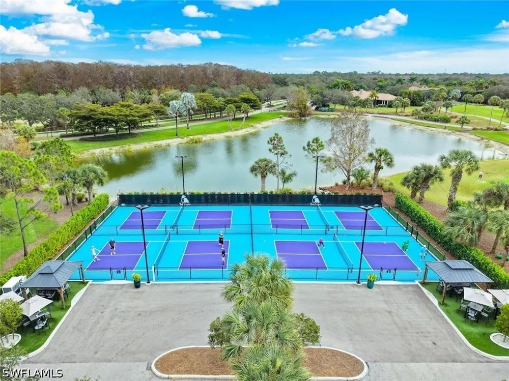 Fenhurst Way Naples, FL 34120