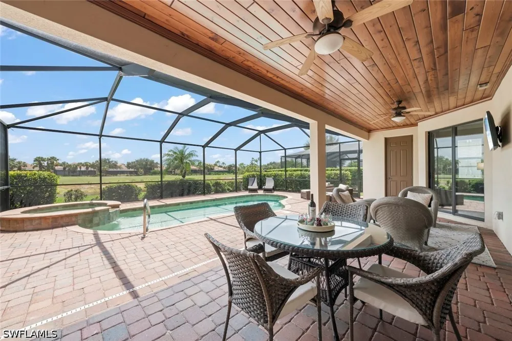 Fenhurst Way Naples, FL 34120
