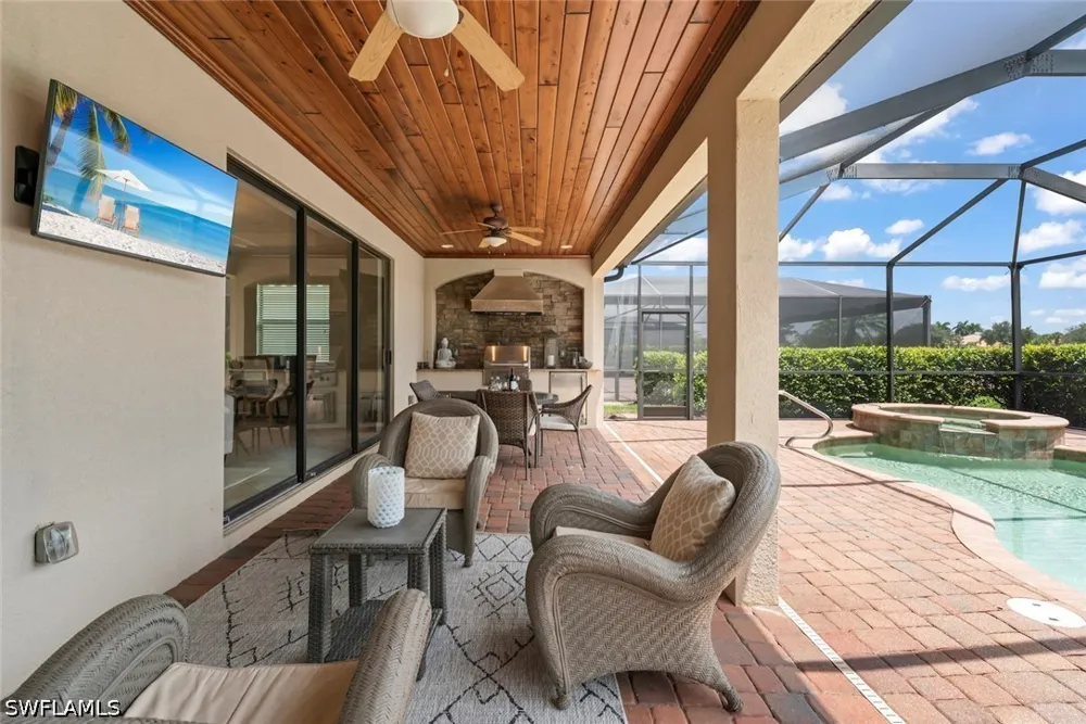 Fenhurst Way Naples, FL 34120