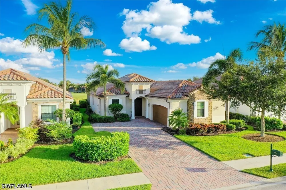 Fenhurst Way Naples, FL 34120