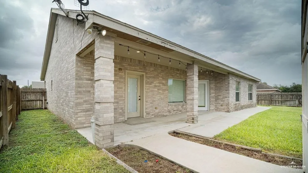 2415 Flag Stone Terrace Weslaco, TX 78596