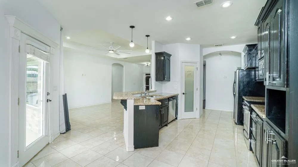 2415 Flag Stone Terrace Weslaco, TX 78596