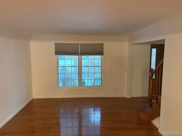 1614 CALIPER DRIVE Troy City, MI 48084