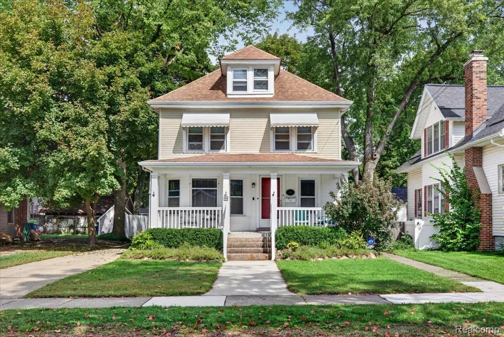 45 Park Street Oxford Village, MI 48371