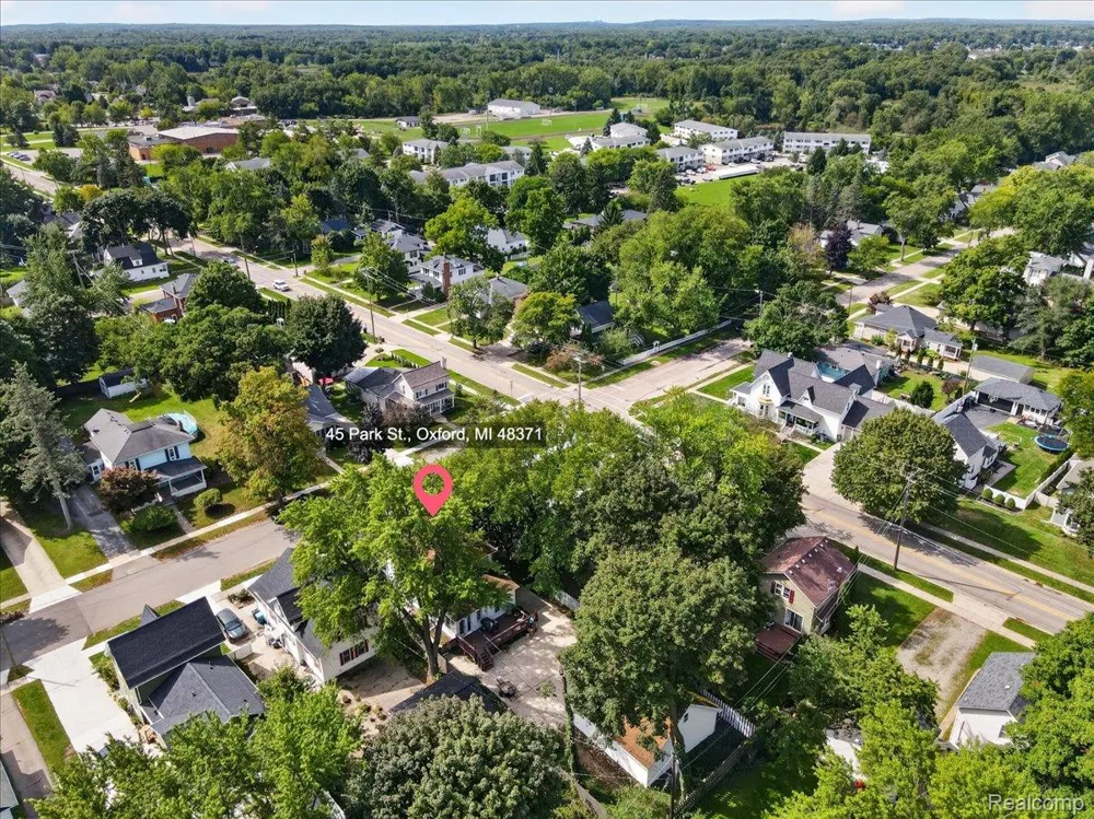45 Park Street Oxford Village, MI 48371