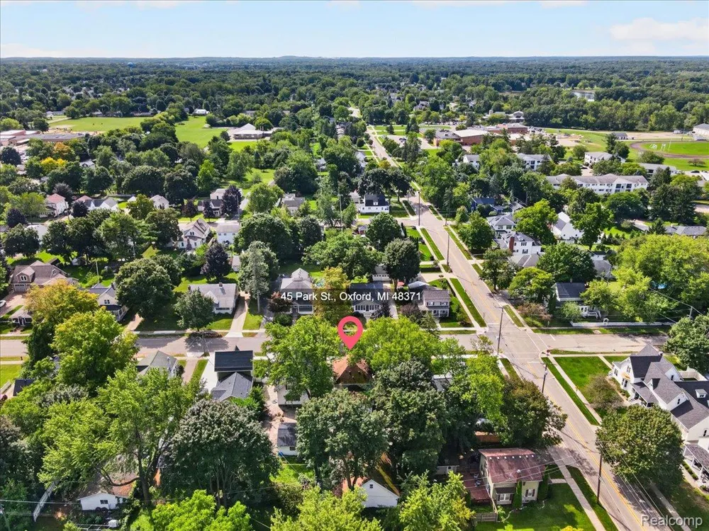 45 Park Street Oxford Village, MI 48371