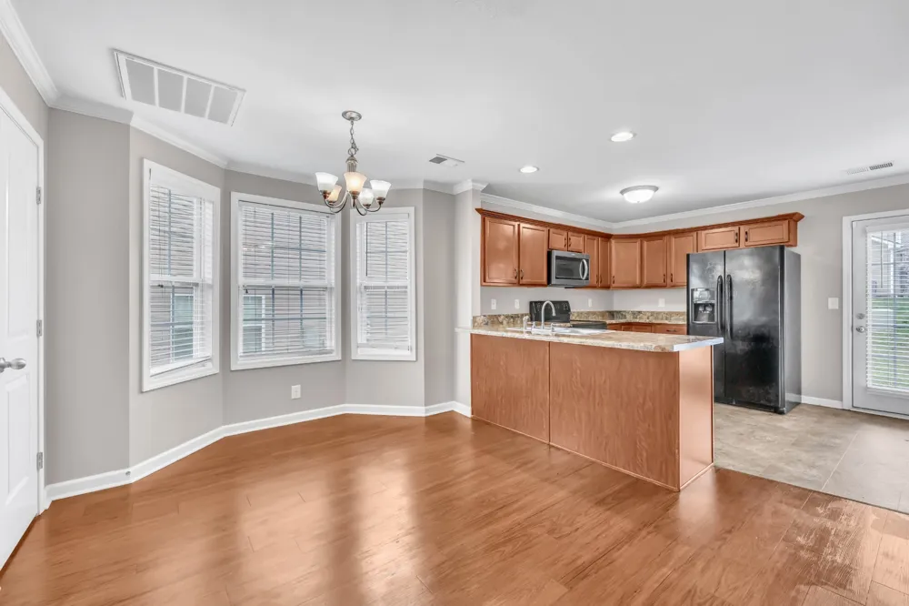 326 Sam Houston Cir Clarksville, TN 37040