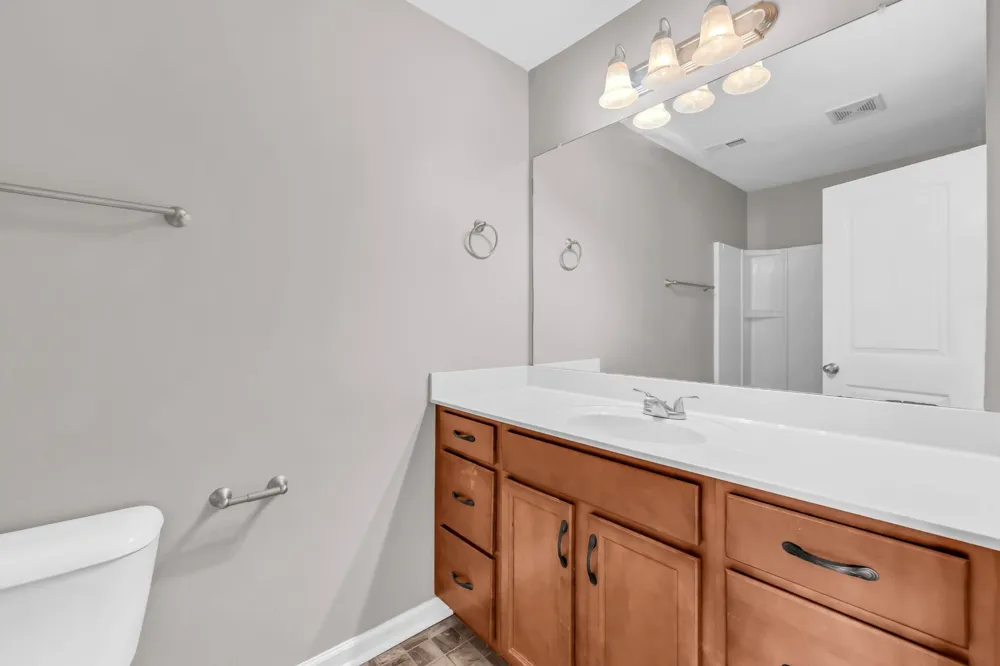 326 Sam Houston Cir Clarksville, TN 37040
