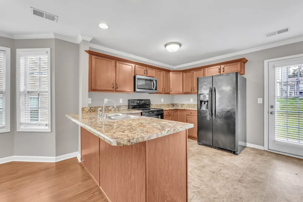 326 Sam Houston Cir Clarksville, TN 37040