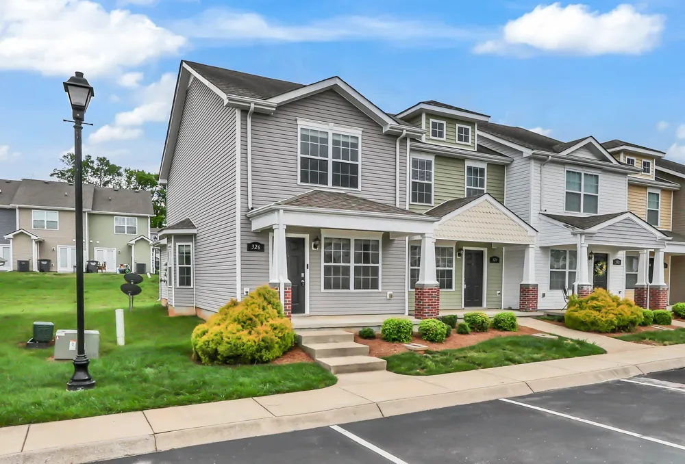 326 Sam Houston Cir Clarksville, TN 37040