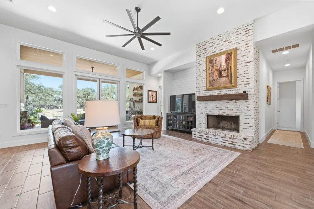 224 Berrywood Lane New Braunfels, TX 78132