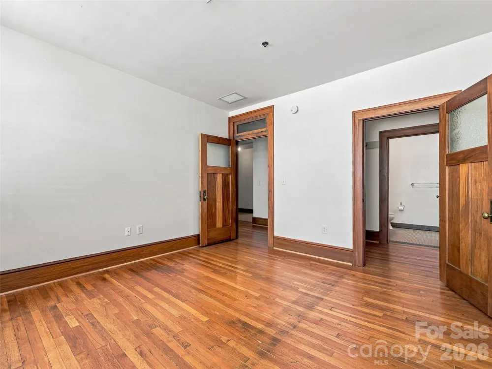 55 1/2 Haywood Street #3B Asheville, NC 28801