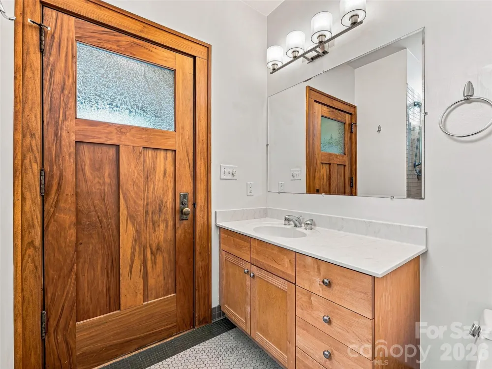 55 1/2 Haywood Street #3B Asheville, NC 28801