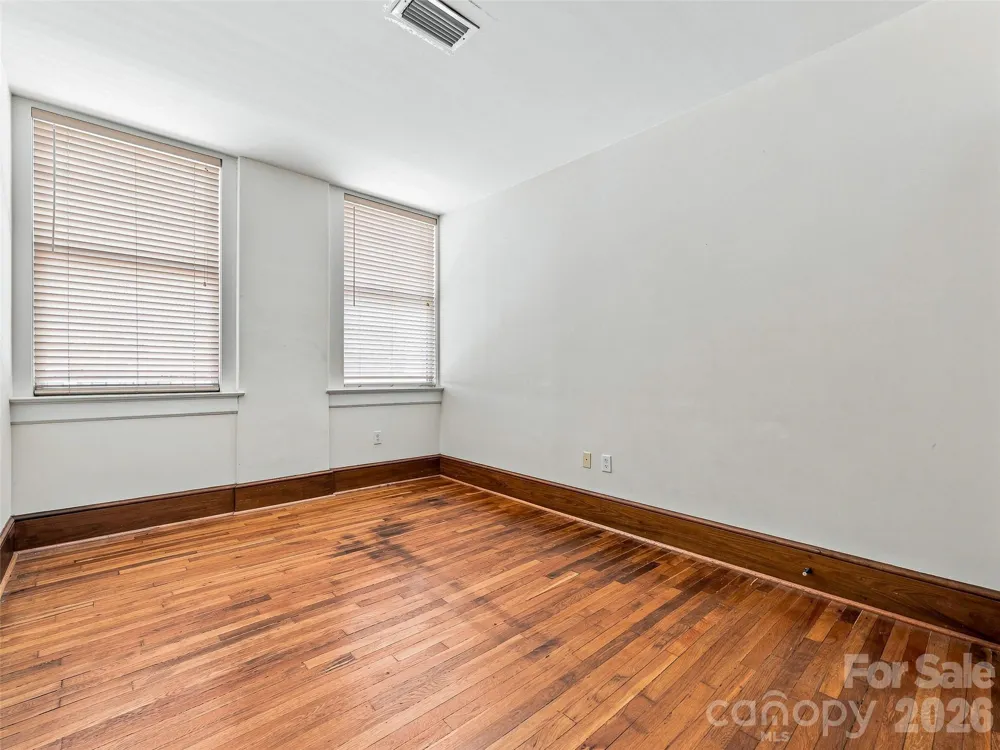 55 1/2 Haywood Street #3B Asheville, NC 28801