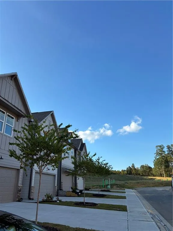 411 Summit view Ln #4 Jasper, GA 30143
