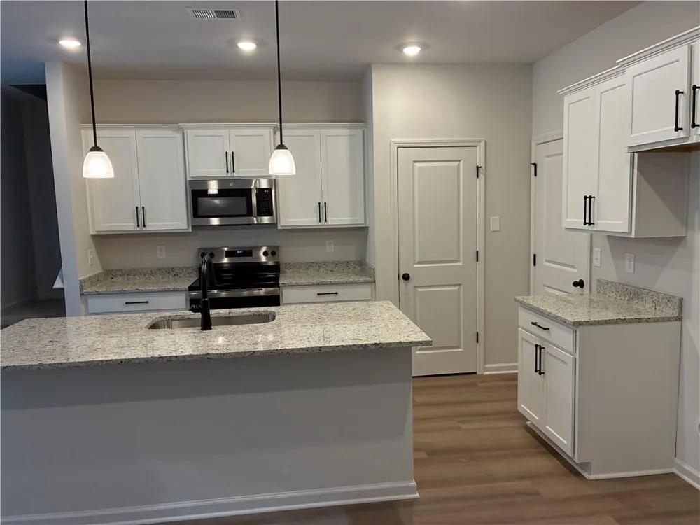 411 Summit view Ln #4 Jasper, GA 30143