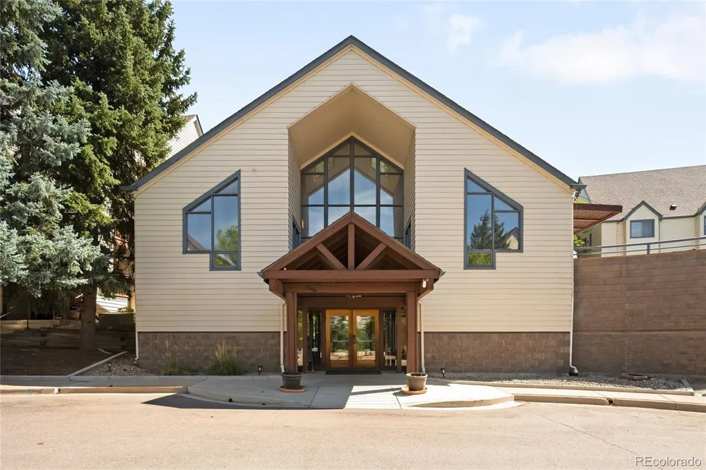 6380 S Boston Street #315 Greenwood Village, CO 80111