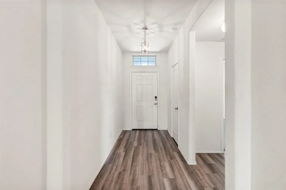 2901 Panhandle Drive Heartland, TX 75126