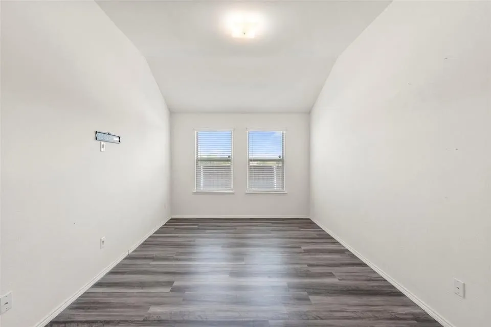2901 Panhandle Drive Heartland, TX 75126