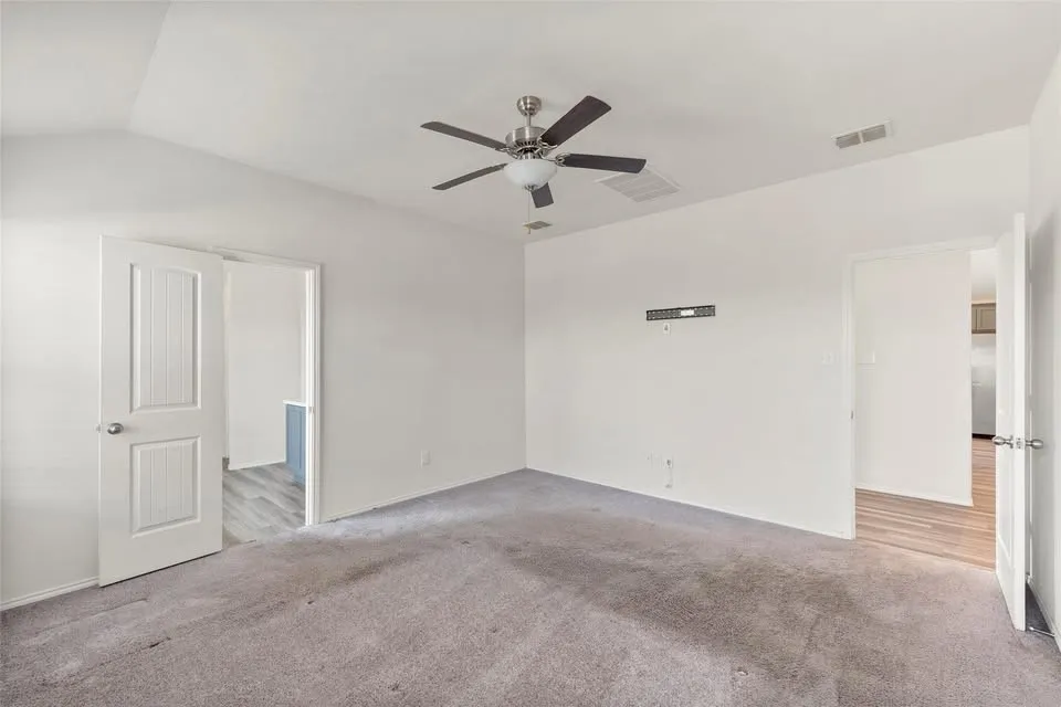2901 Panhandle Drive Heartland, TX 75126