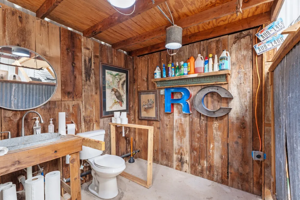 4870 Rhea Road Granbury, TX 76049