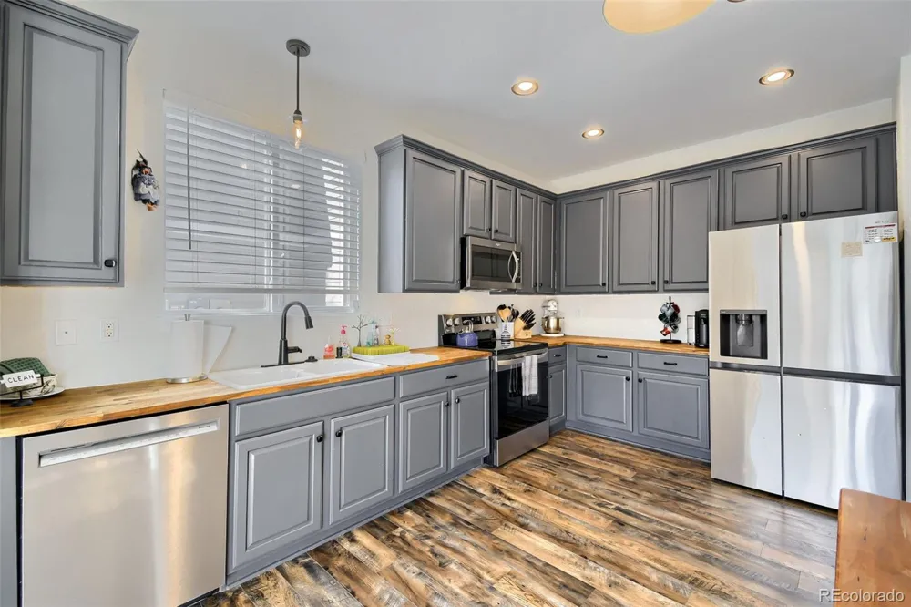 14842 E 117th Place Commerce City, CO 80603