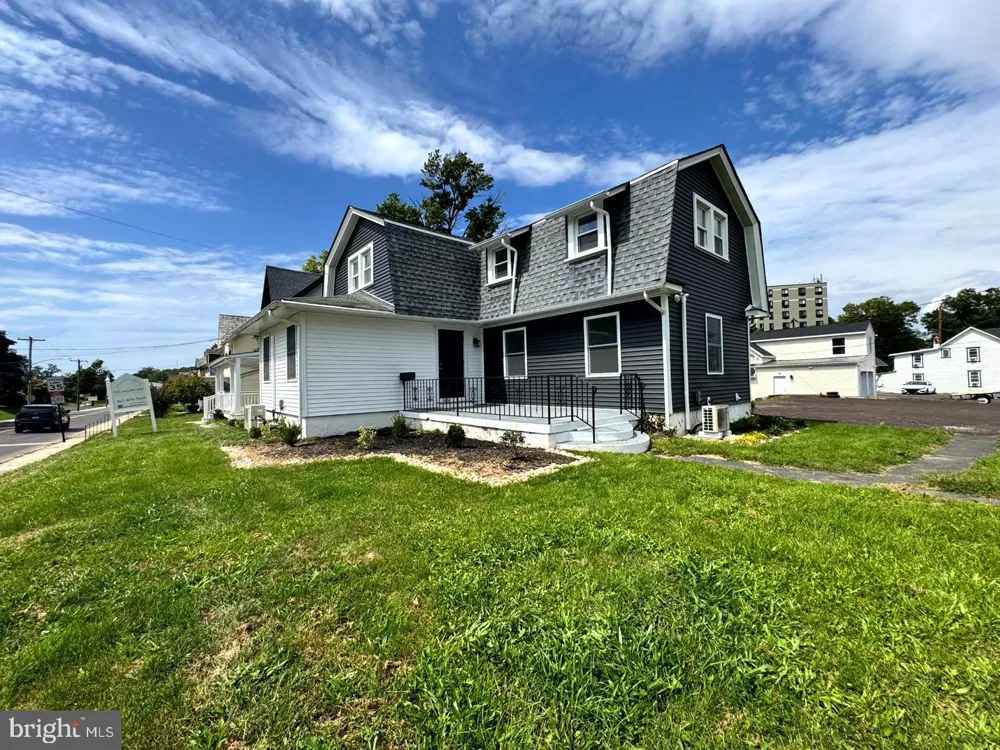 77 BYBERRY ROAD #UNIT A Hatboro, PA 19040