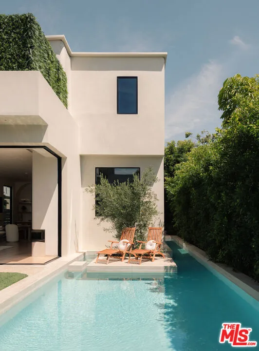 515 Martel Avenue Los Angeles, CA 90036