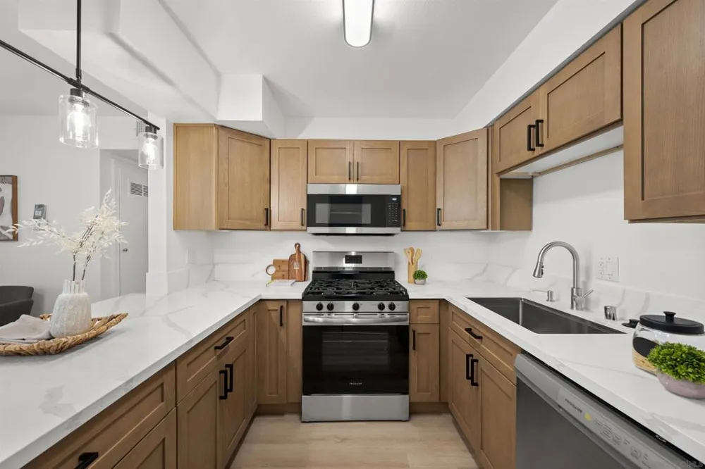 4201 Bonita Road #134 Bonita, CA 91902