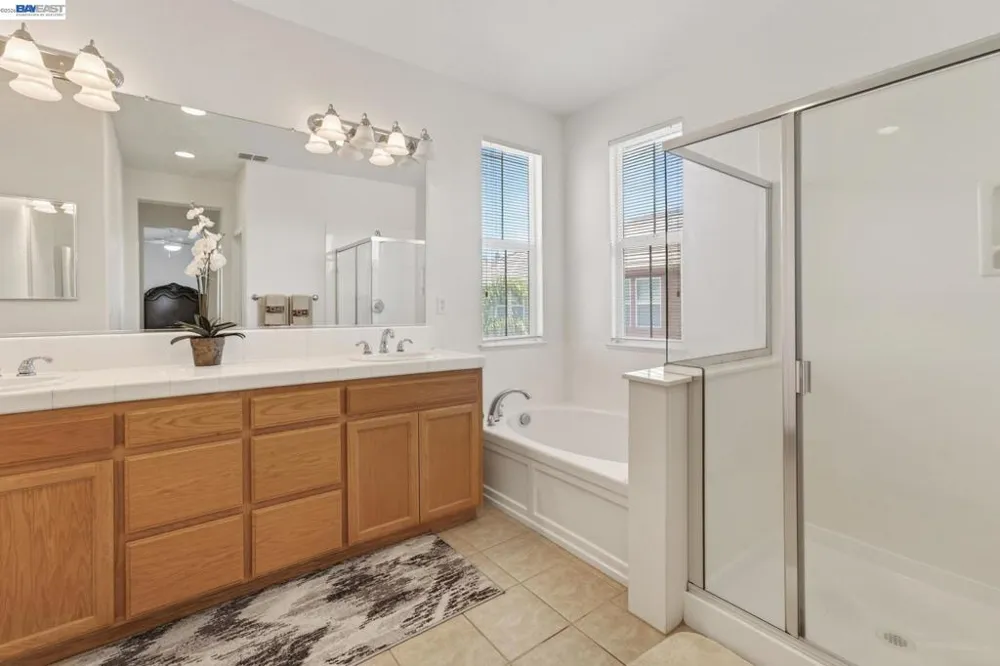 9348 Vintner Circle Patterson, CA 95363