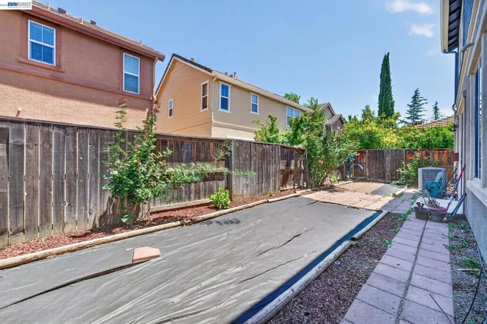 9348 Vintner Circle Patterson, CA 95363
