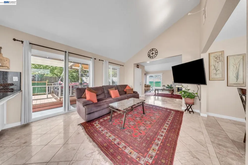 2106 Grackle Ct Union City, CA 94587