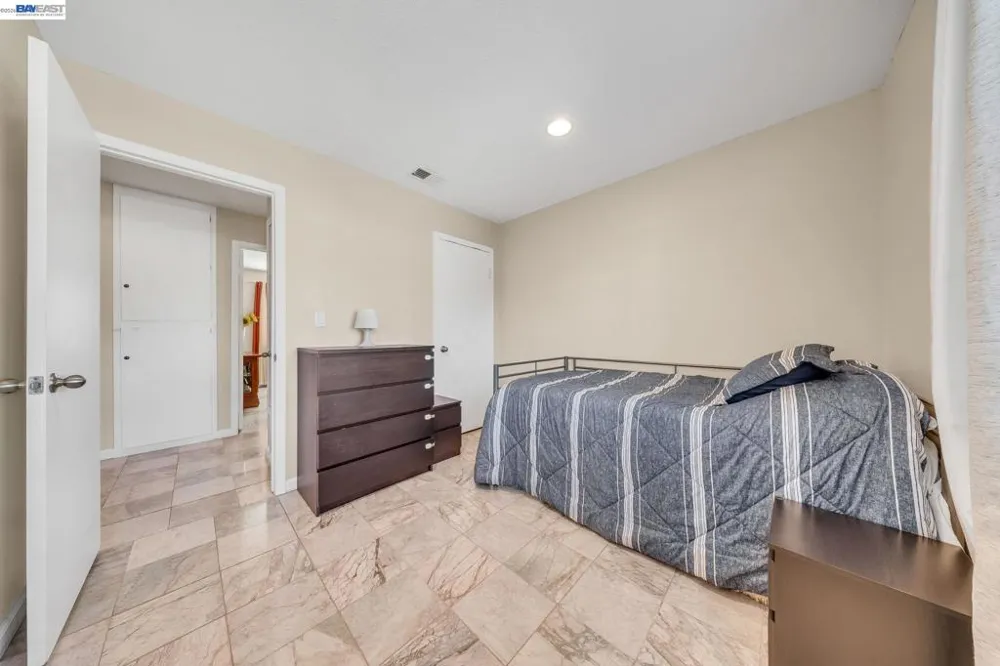 2106 Grackle Ct Union City, CA 94587