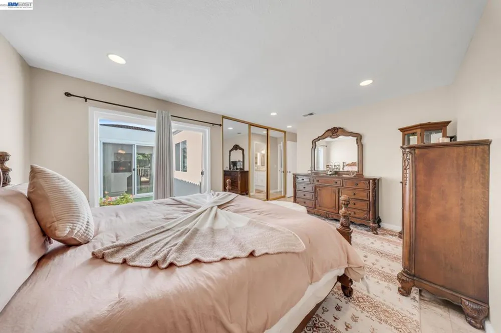 2106 Grackle Ct Union City, CA 94587