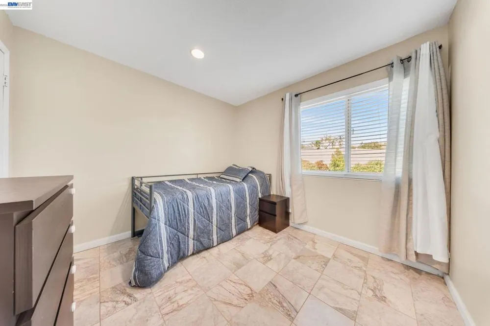 2106 Grackle Ct Union City, CA 94587