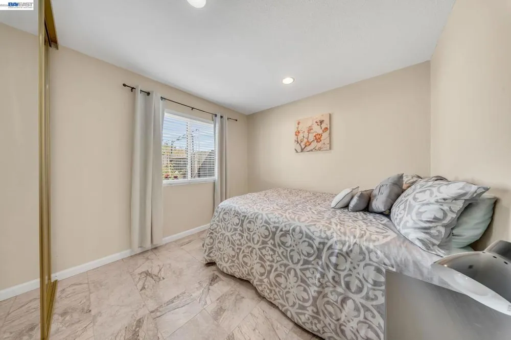 2106 Grackle Ct Union City, CA 94587